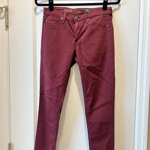 AG The Abbey Ankle Mid-Rise Super Skinny Ankle in Burgundy Size 26R